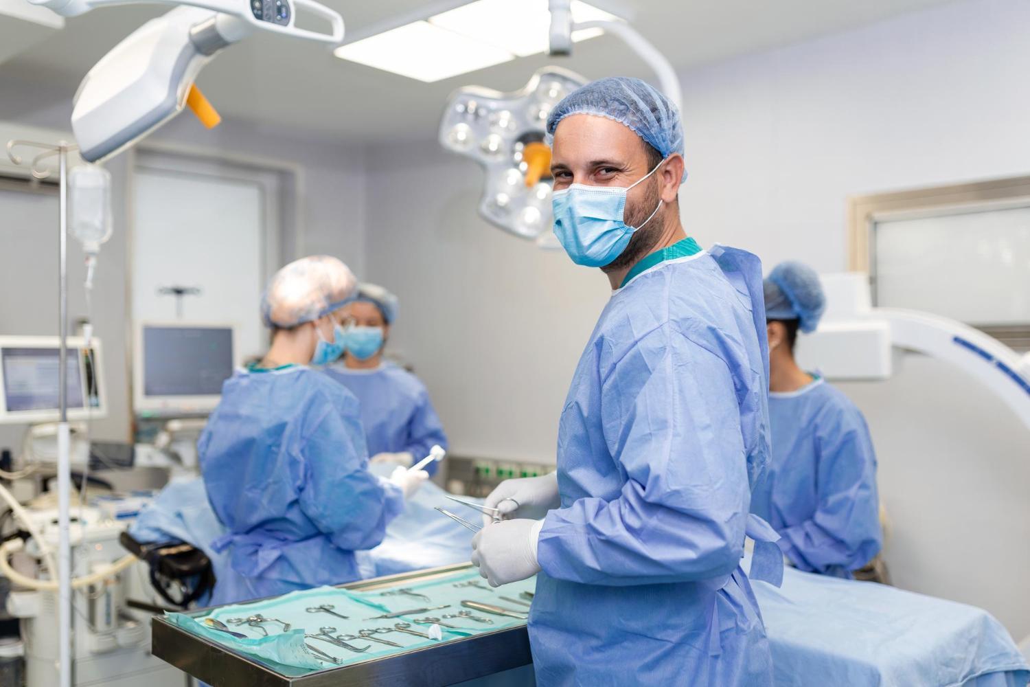 Surgical Instruments Used By Humans and Robots: A Comparison