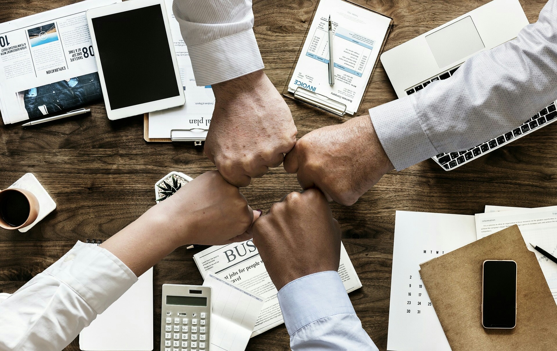7 Reasons Highlighting The Importance Of Team Building in the Corporate Sector