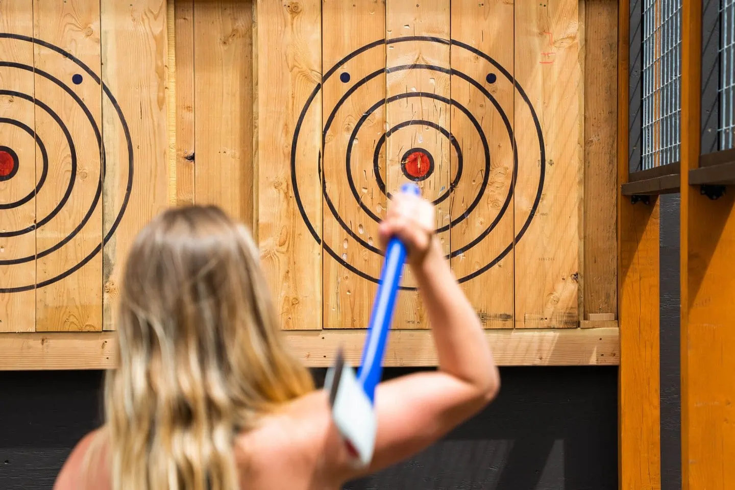 Why Hatchet Throwing Leagues Are The Ultimate Stress-Relieving Activity?