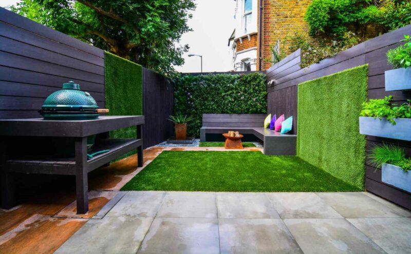Green Roof And Vertical Garden Solutions For Urban Environments