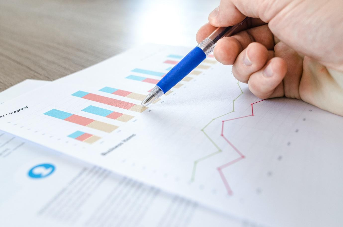 Top 8 Reasons to Use Spreadsheets