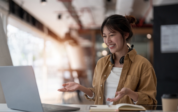 Should All Types of Students Go with Professional Online Tutor or Consider Self-Study Too?