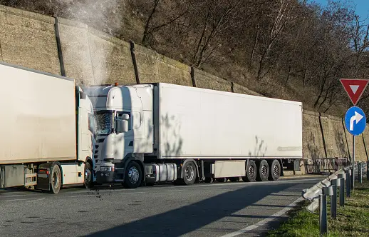 What to Do If the Truck Breaks Down on the Road