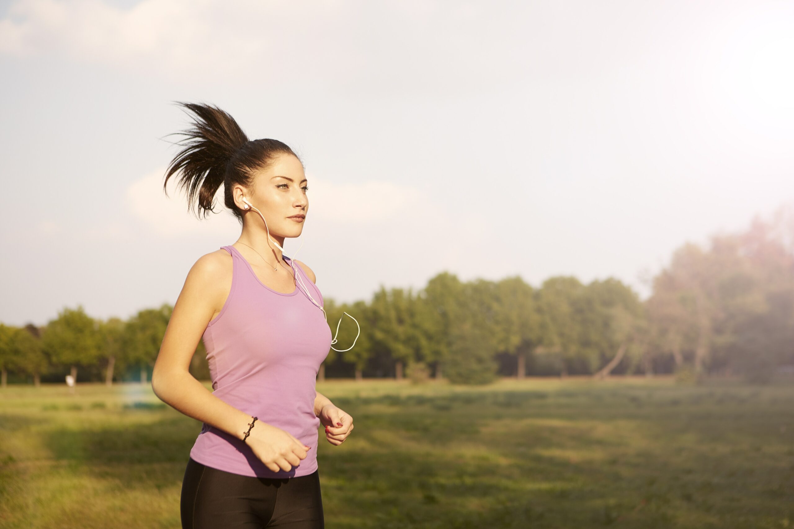 Picking the Right Type: In-Ear vs. Over-Ear Running Headphones