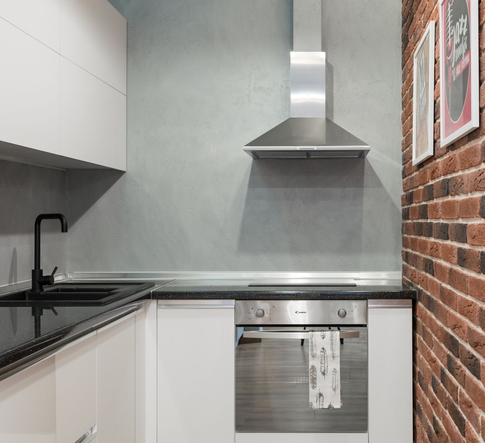 A Comprehensive Kitchen Exhaust Cleaning Guide for Restaurant Owners