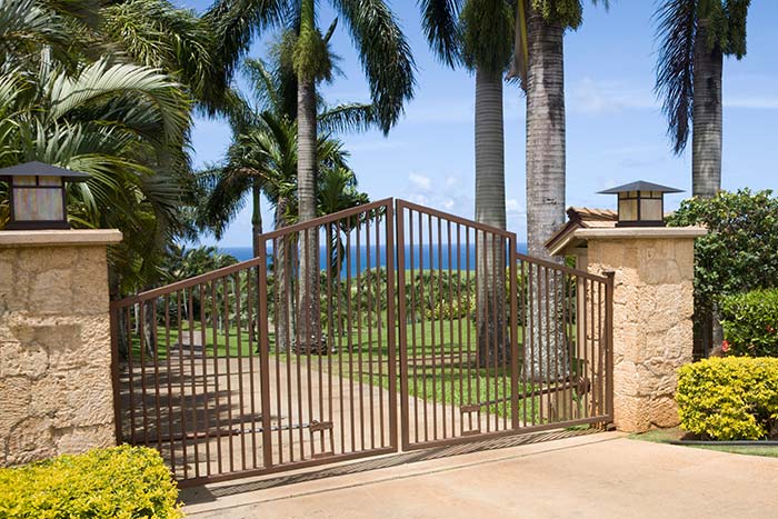 How to Choose the Perfect Electric Gate in Los Angeles