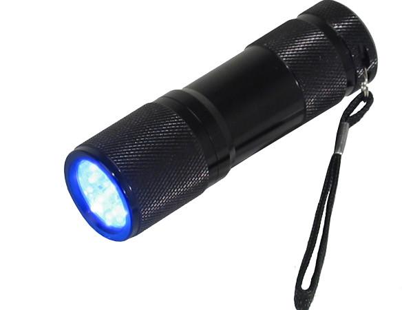 What is a UV LED flashlight?