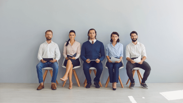 What Are the Benefits of Using a Warehouse Staffing Agency