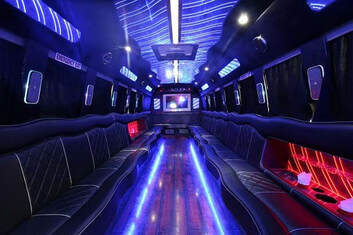 Party Bus Toronto: The Ultimate Way to Experience the City’s Nightlife