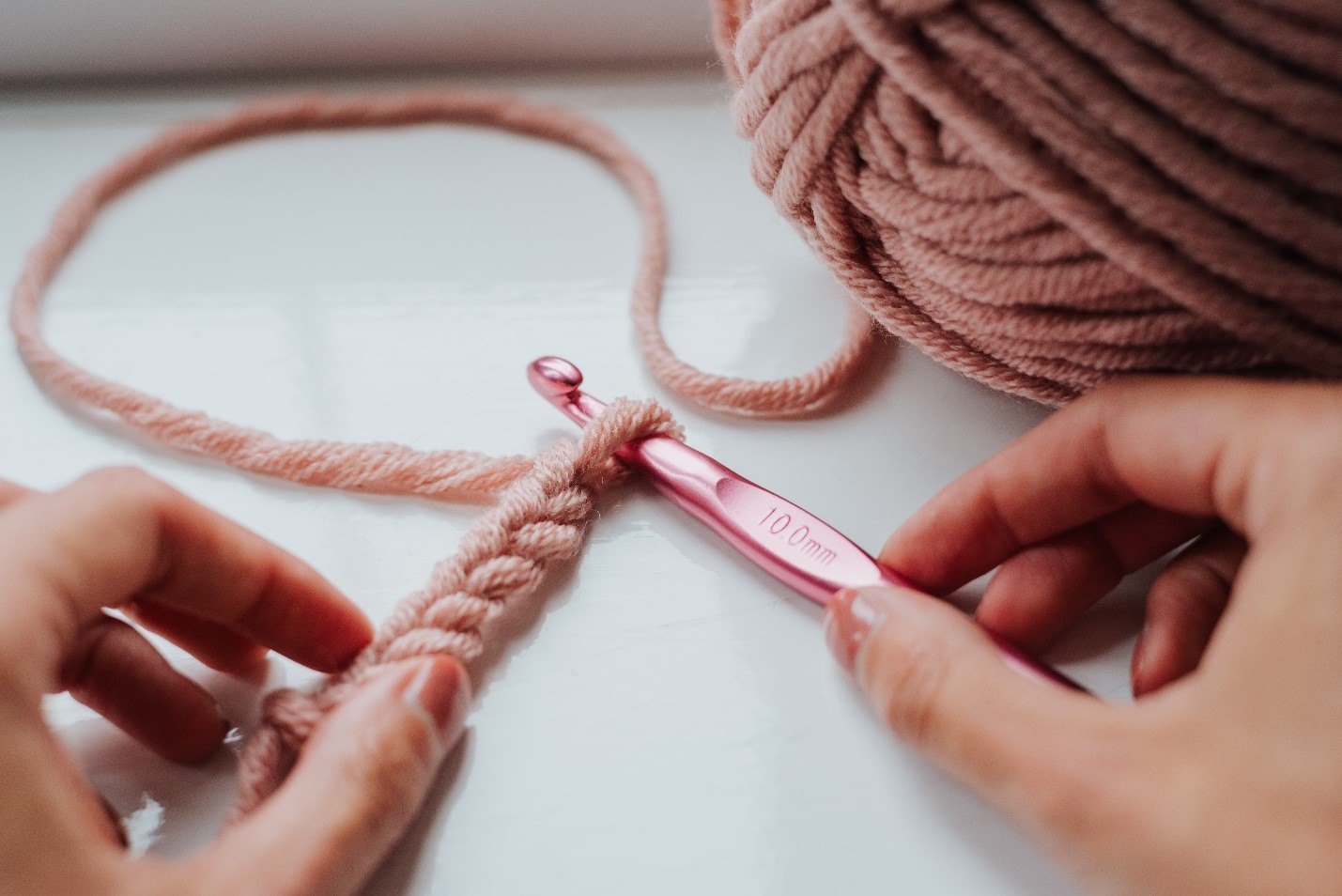 Seamless Sojourns: Tips For A Smooth Knitting And Travel Experience