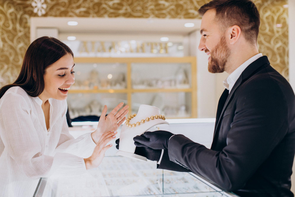 How Jewelry Stores are adapting to the Digital Age: Trends to Watch 1 jewelry store