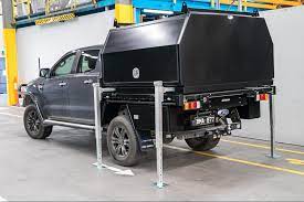 Effortless Canopy Removal with Jack Off Canopy Legs