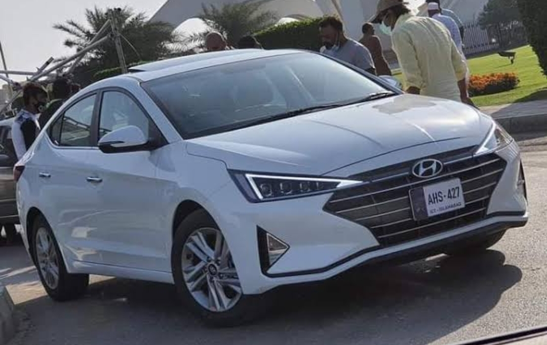 Reliable Ride, Budget-Friendly Price: Used Hyundai Elantra Variants Await!