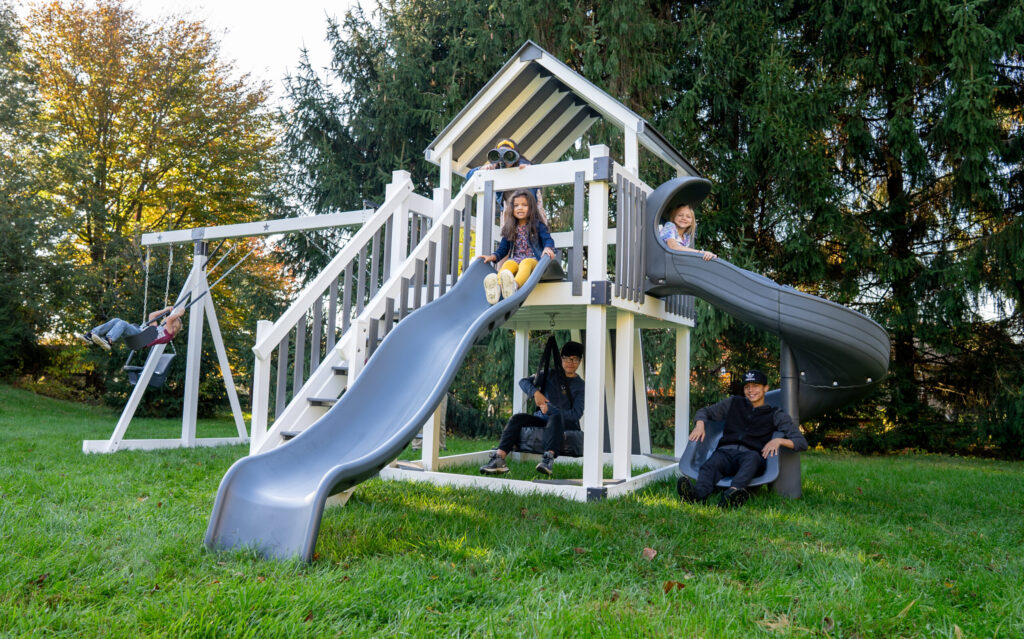 Vinyl Playsets for Kids: Unleashing Fun and Development 2 Vinyl Playsets for Kids: Unleashing Fun and Development