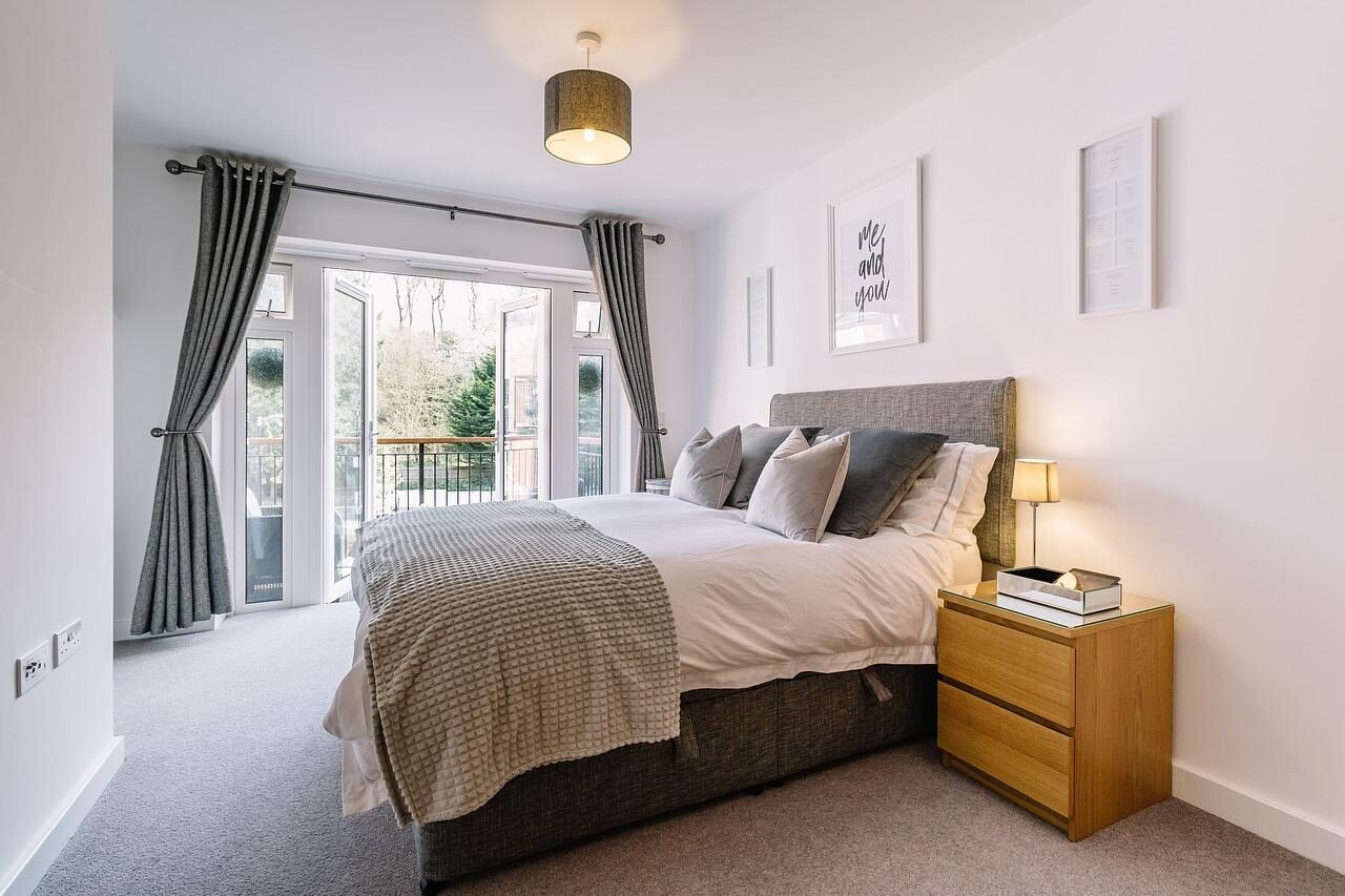 Ways To Make Your Bedroom Feel Like A Luxury Hotel