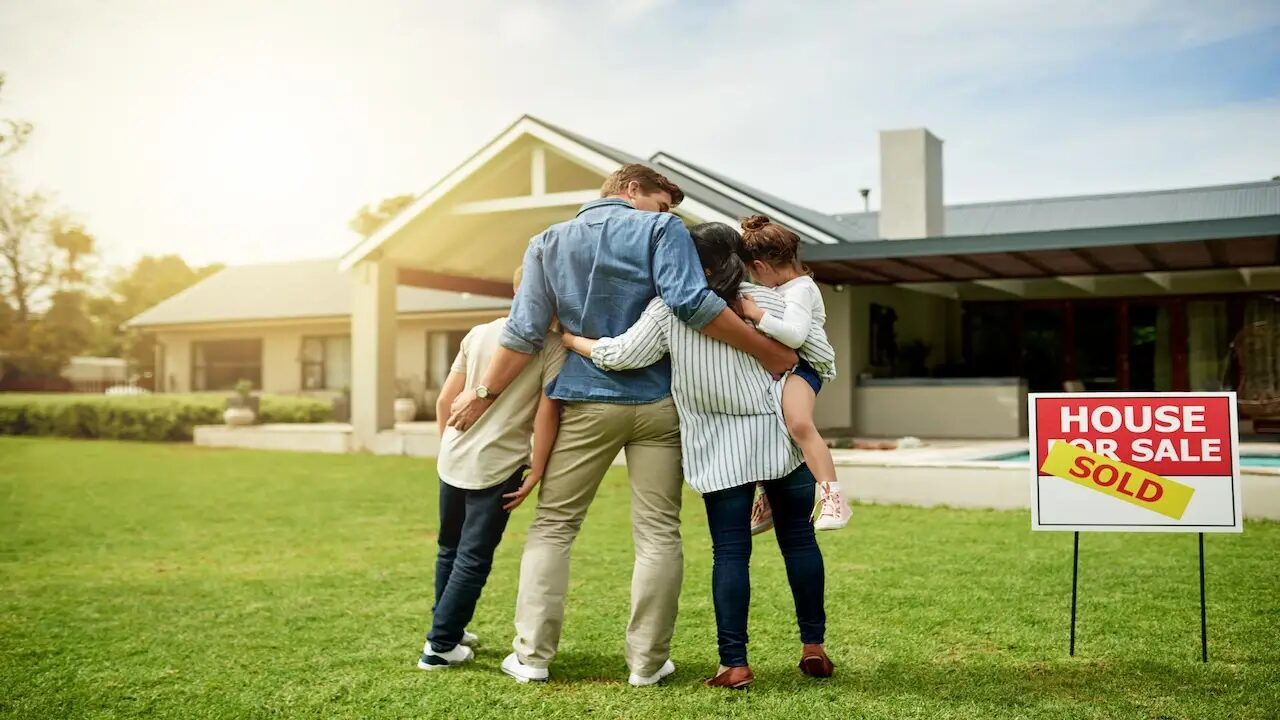 What Building Solutions Are Available to Investors and Home Buyers?
