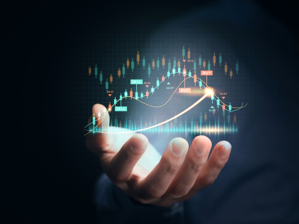 Exploring Forex Trading Strategies: Technical Analysis, Fundamental Analysis, and AI-Based Trading for Long-Term Success