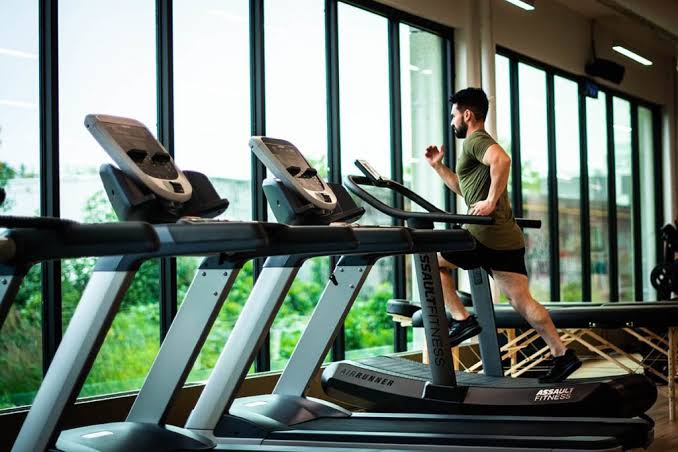 Streamlining Fitness Center Operations: A Guide to Modern Solutions