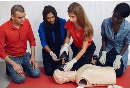 Comprehensive Guide to First Aid and Care Plan Training in Leicester