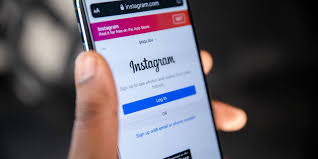Why Use a Follower Tracker for Instagram?