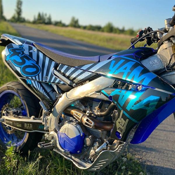 Wrapping a Motorcycle: More Than Just Aesthetics 1 Wrapping a Motorcycle: More Than Just Aesthetics