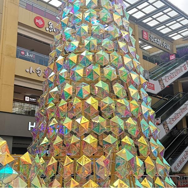 Dichroic Film Vinyl: Color-Changing Graphic Material that Responds to Light 6 Color-Changing Graphic Material that Responds to Light